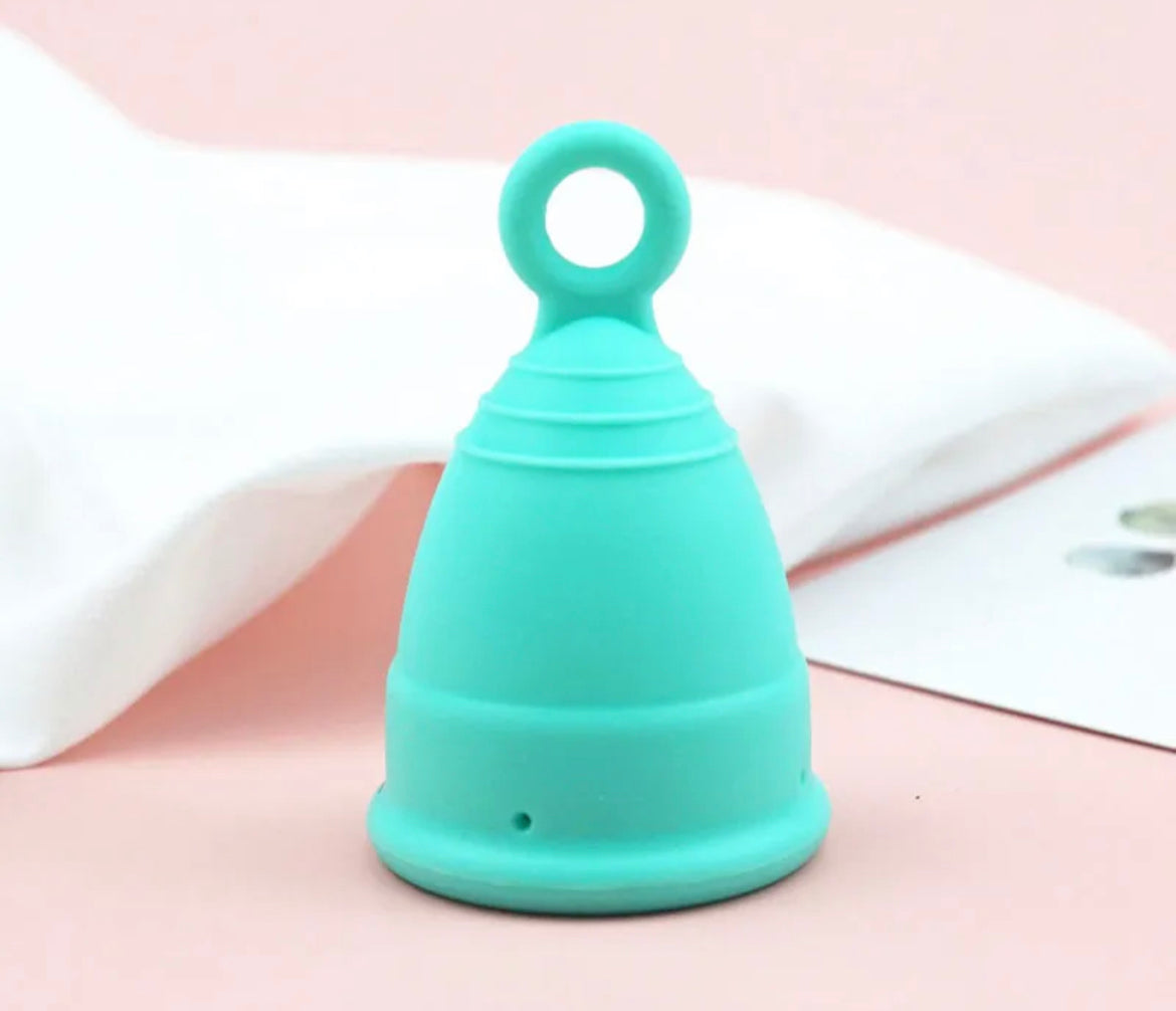 Copa menstrual con anillo